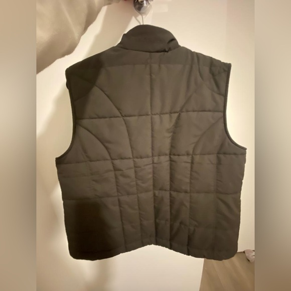 ❤️WIND RIVER VEST FOR SALE❤️ - Picture 6 of 8